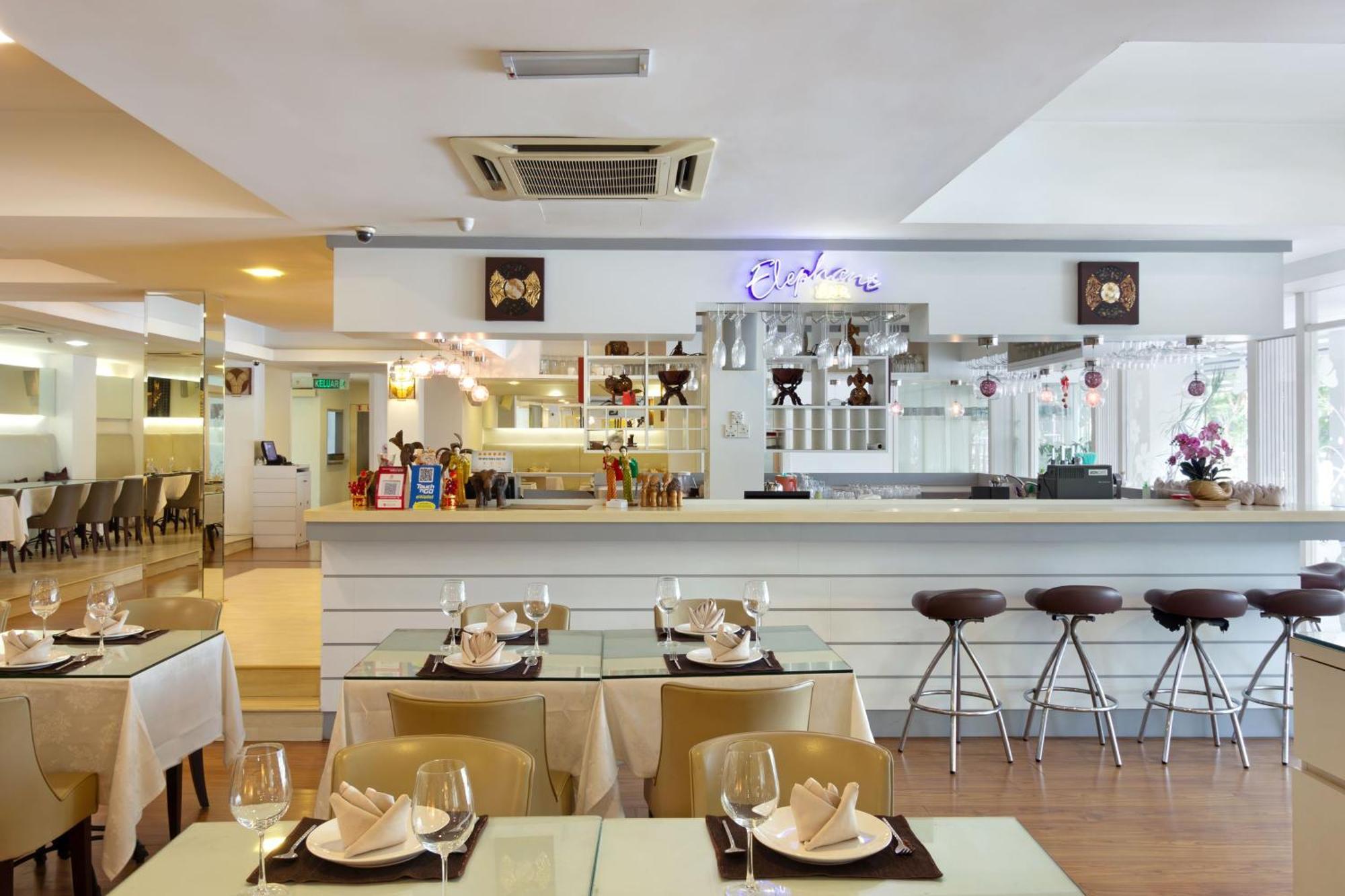 Kings Hotel Melaka Екстериор снимка