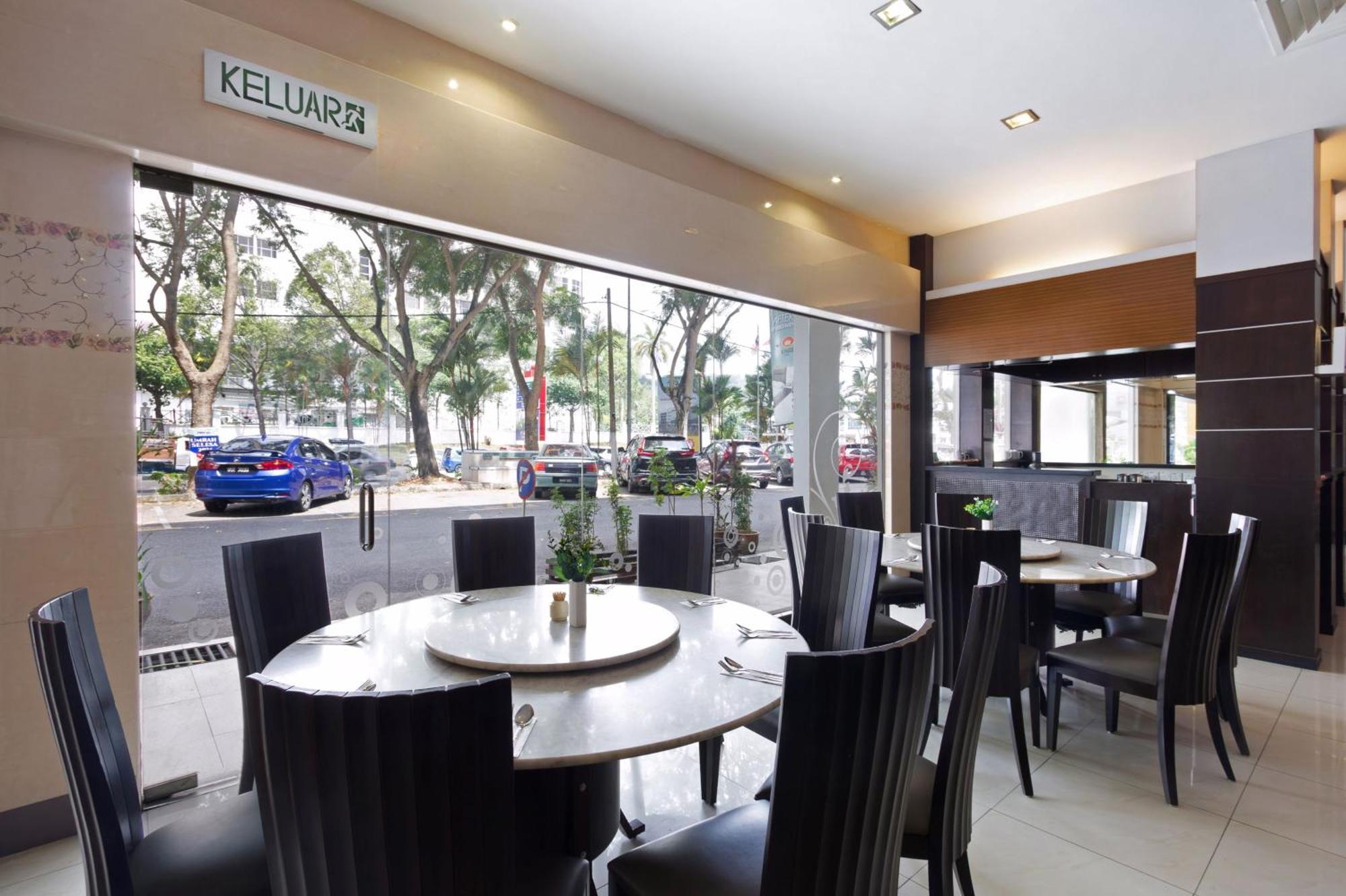 Kings Hotel Melaka Екстериор снимка