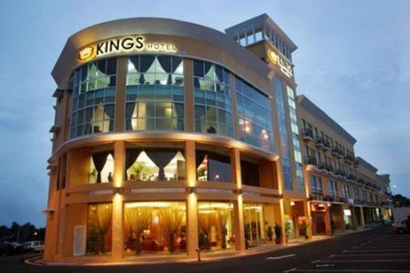 Kings Hotel Melaka Екстериор снимка